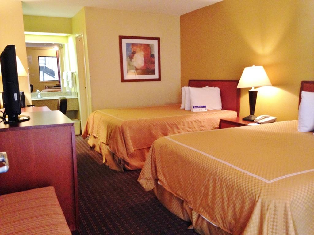 Americas Best Value Inn Юкон Стая снимка