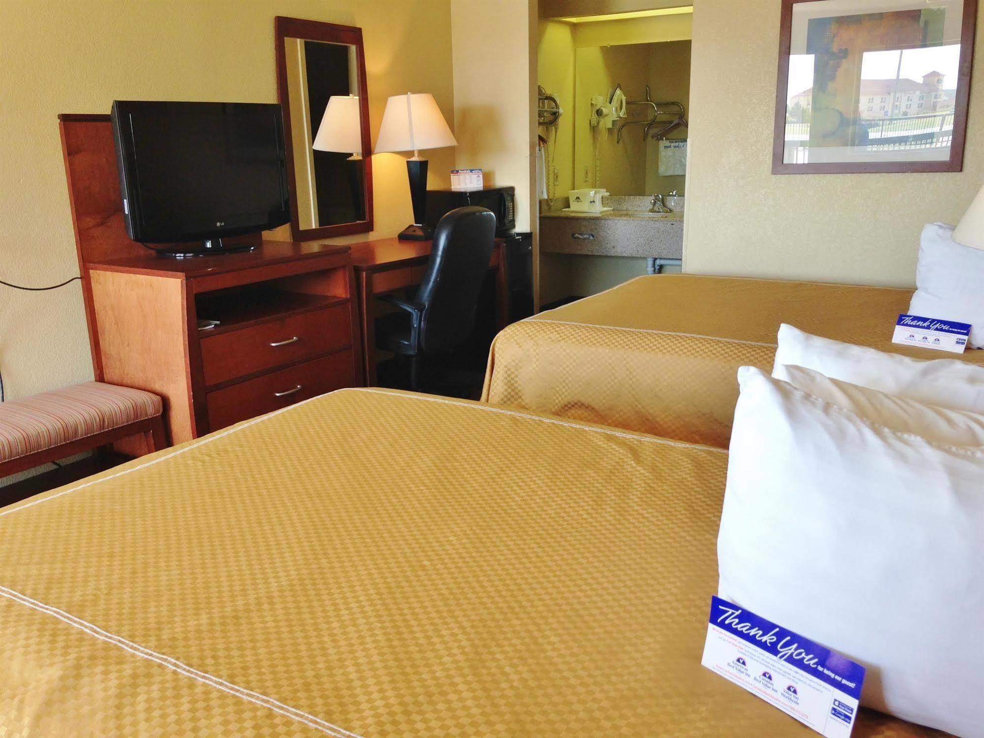 Americas Best Value Inn Юкон Екстериор снимка
