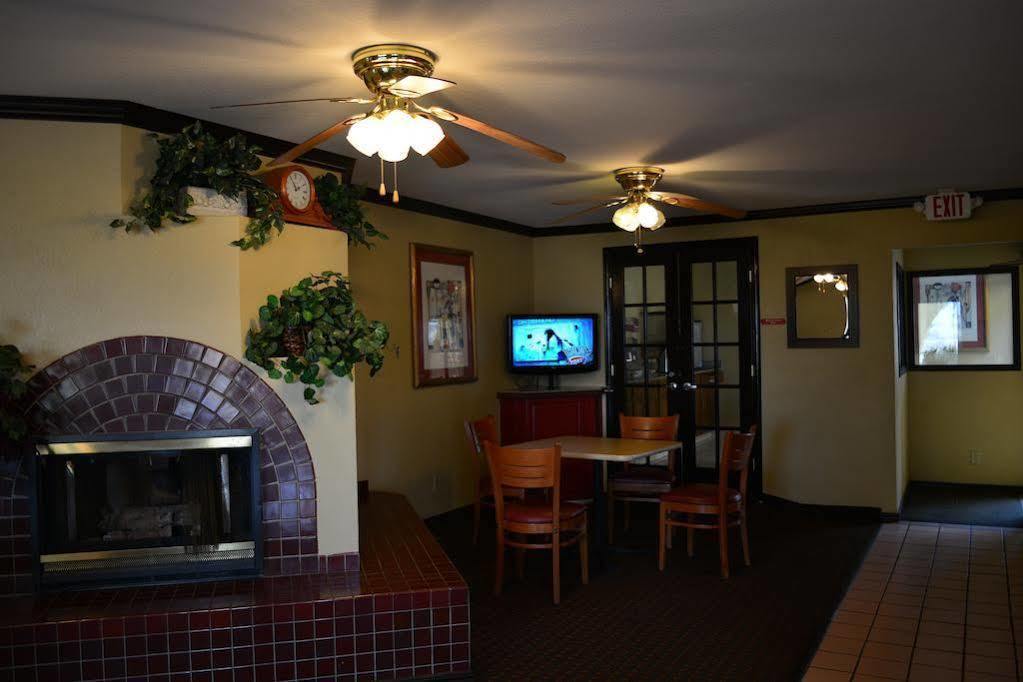 Americas Best Value Inn Юкон Екстериор снимка