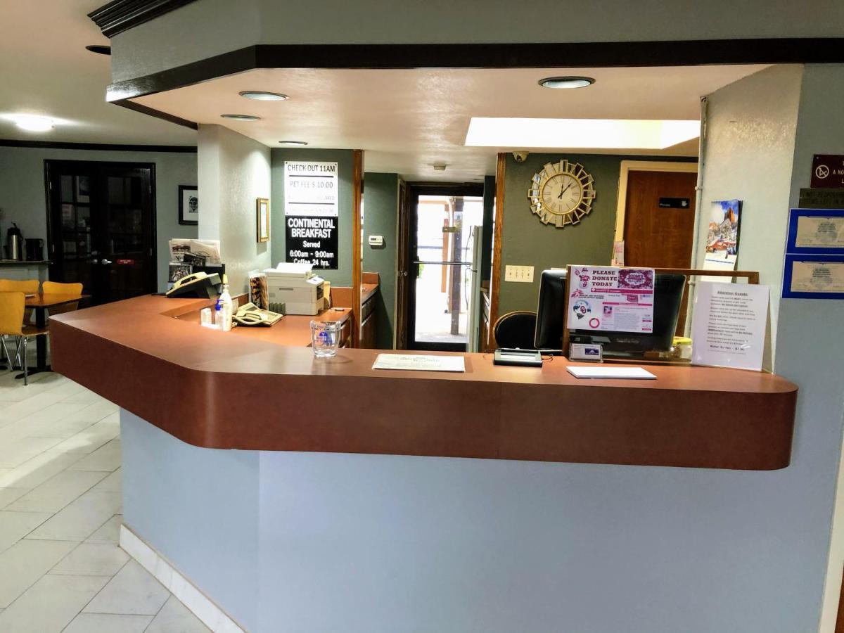 Americas Best Value Inn Юкон Екстериор снимка